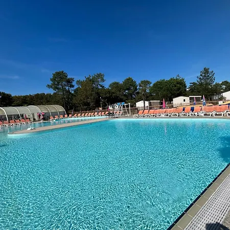 La مكان تخييم